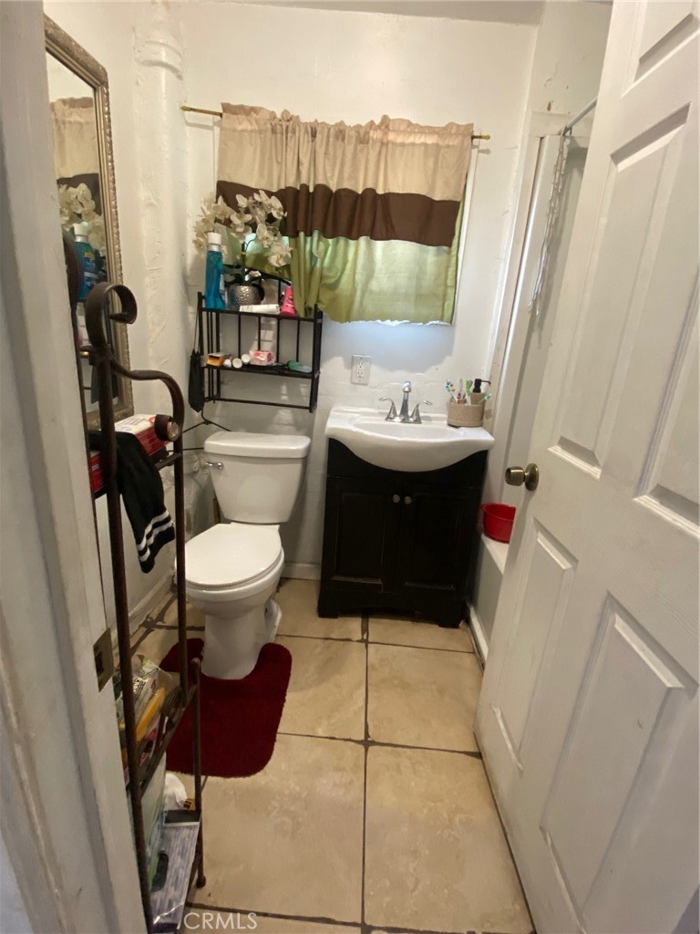 1309 E 55th Street Property Photo 15