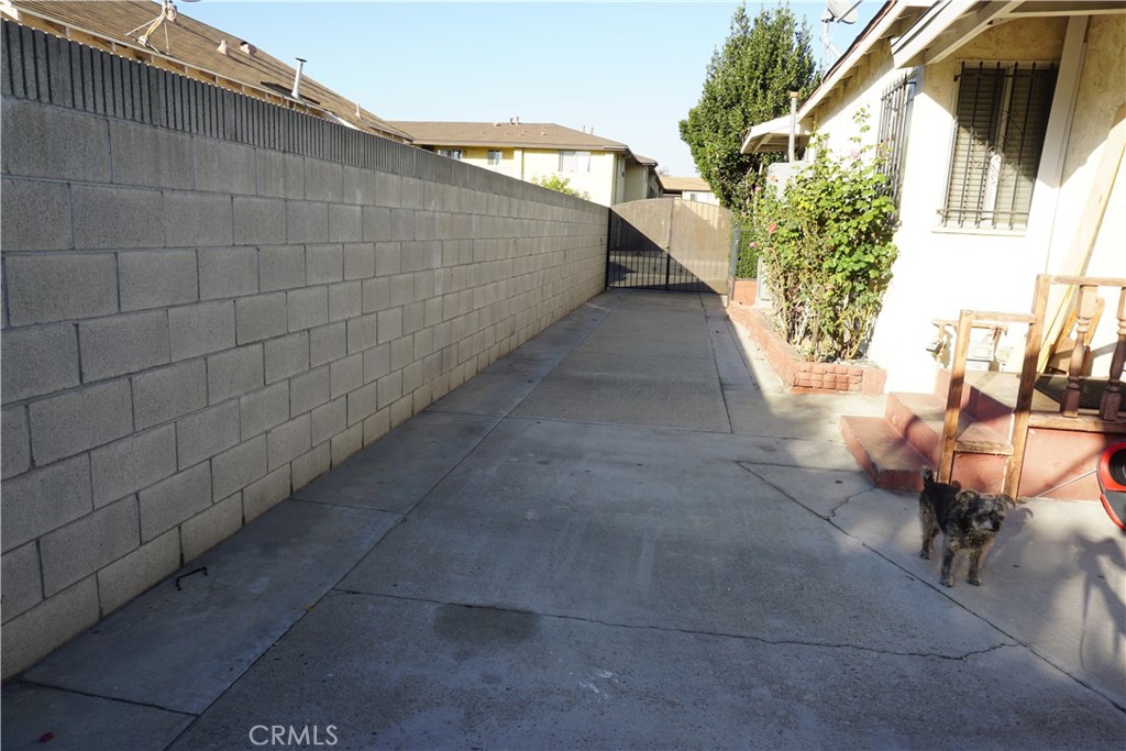 8354 La Villa Street Property Photo 6