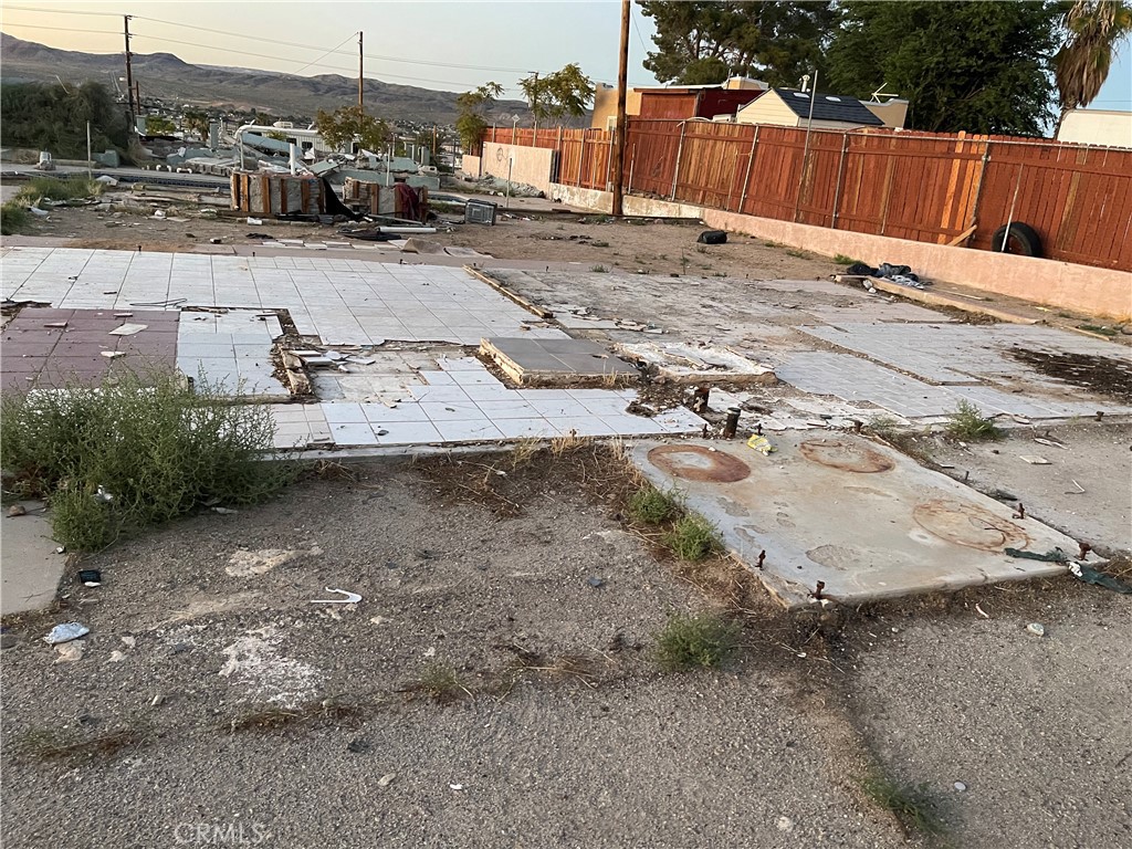 226 E Fredricks Street Property Photo 10