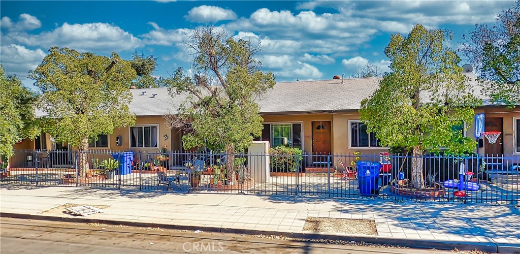 6944 Radford Avenue Property Photo 1