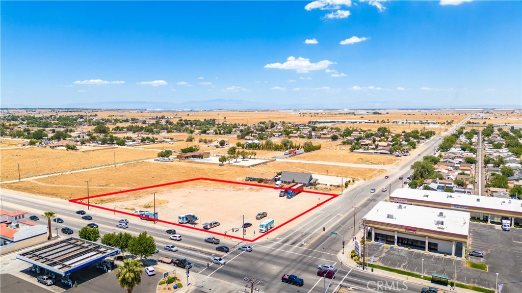 0 30 E Palmdale Boulevard Property Photo 3