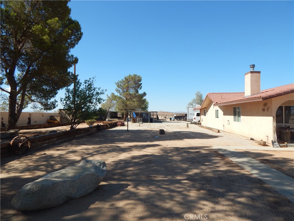 14637 Castle Butte Road Property Photo 5