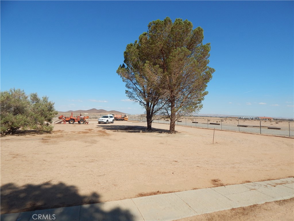 14637 Castle Butte Road Property Photo 9