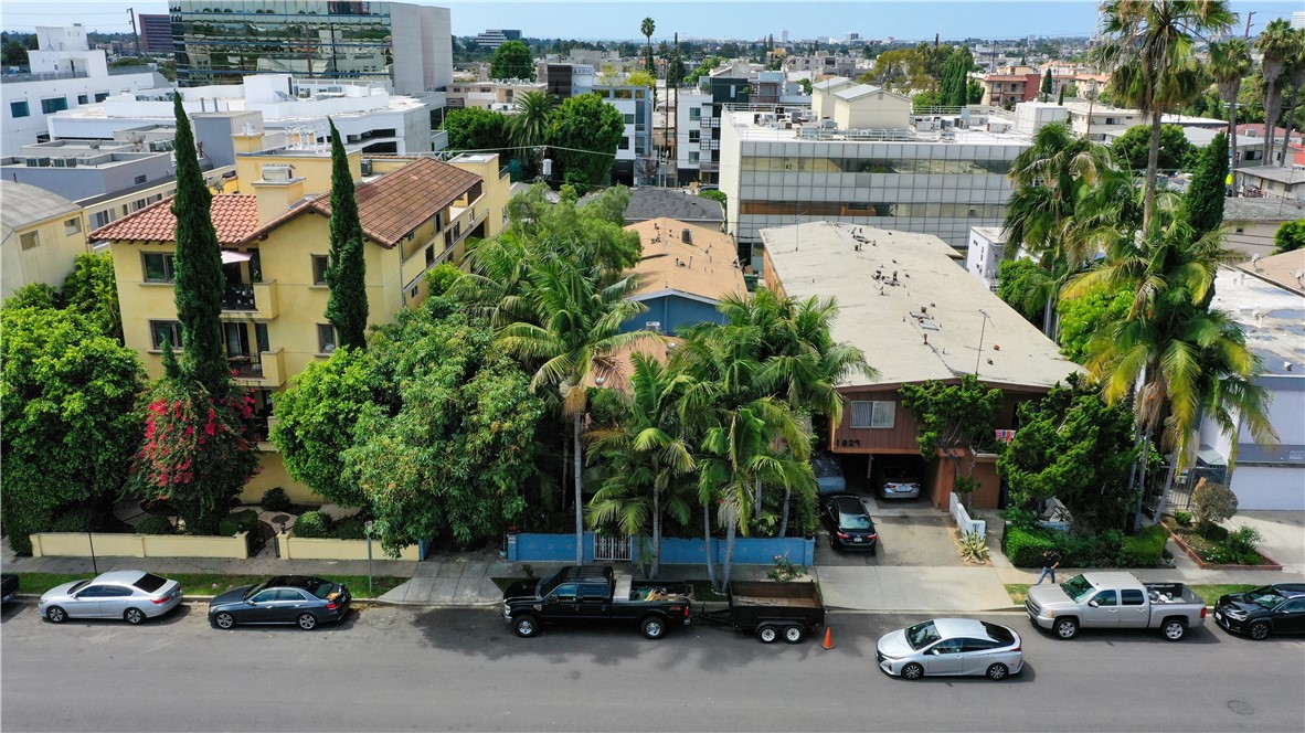 1837 Beloit Avenue Property Photo 5