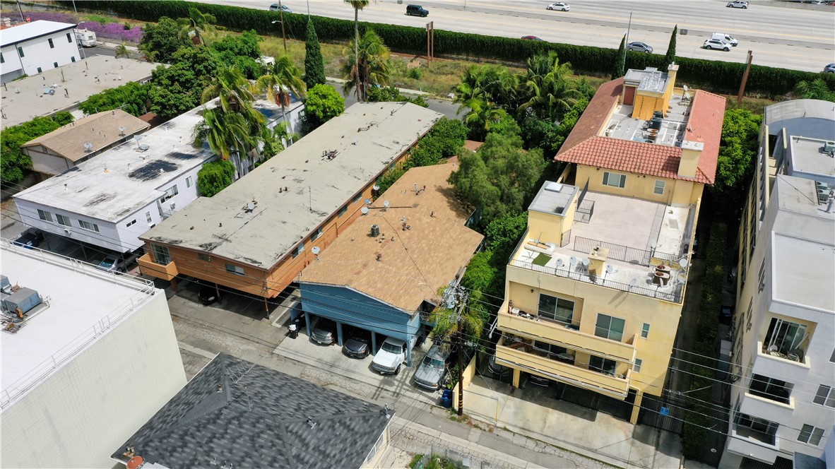 1837 Beloit Avenue Property Photo 21