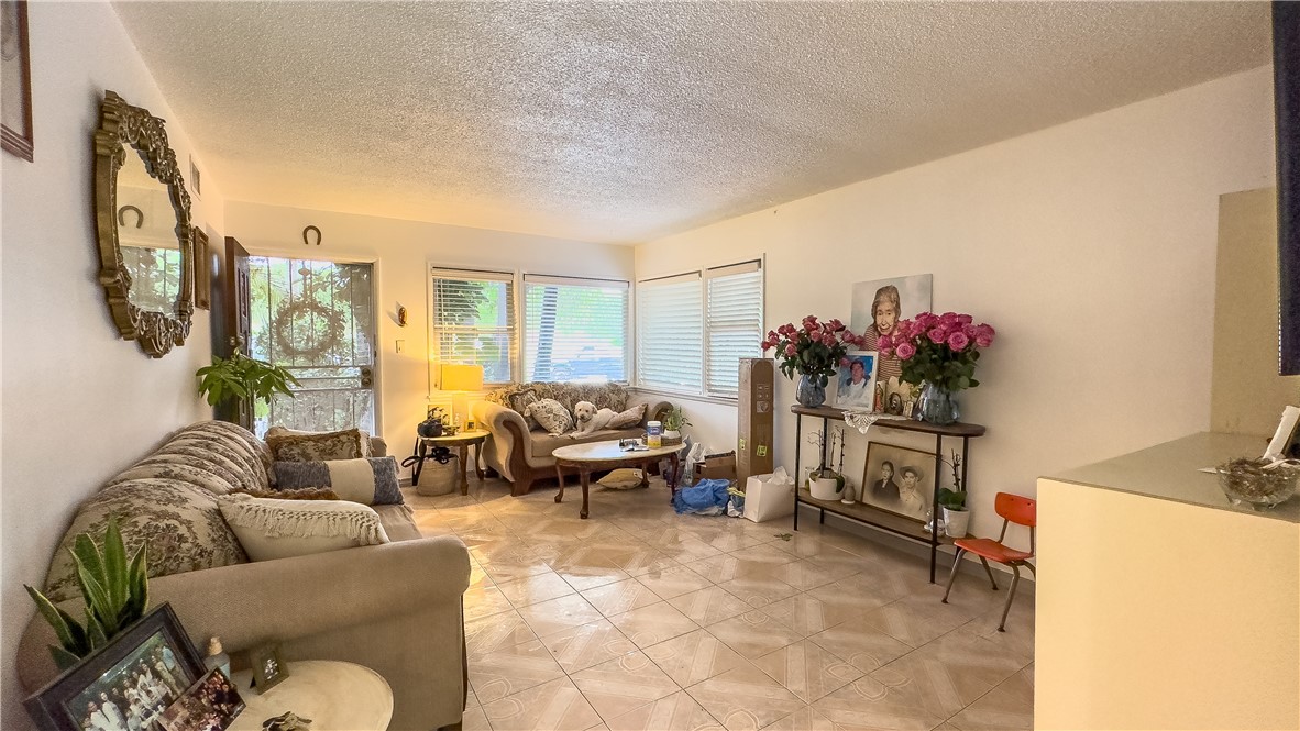 1837 Beloit Avenue Property Photo 13