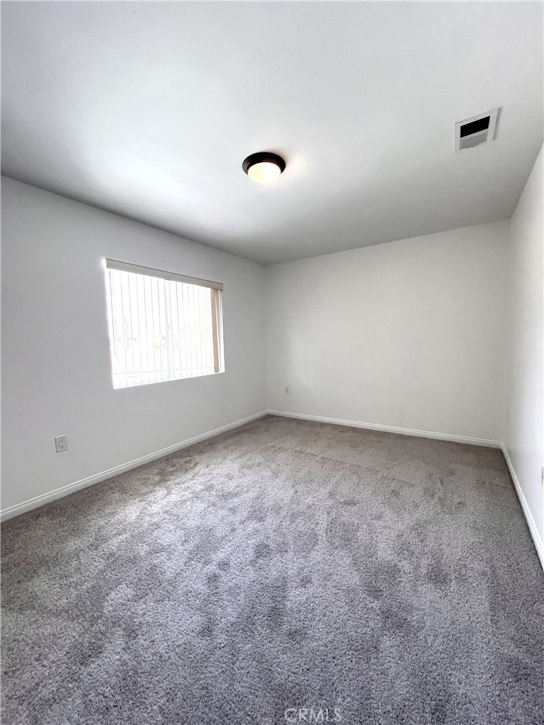 3341 Division Property Photo 25
