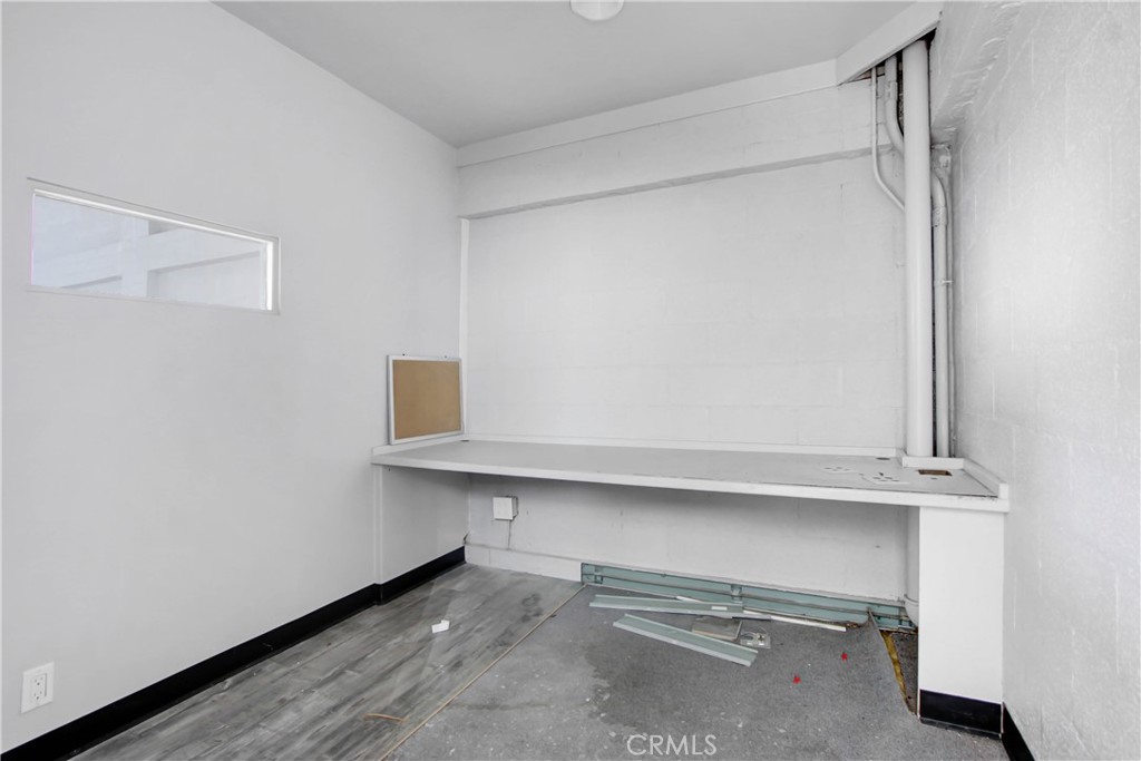 14526 Erwin Street Property Photo 17