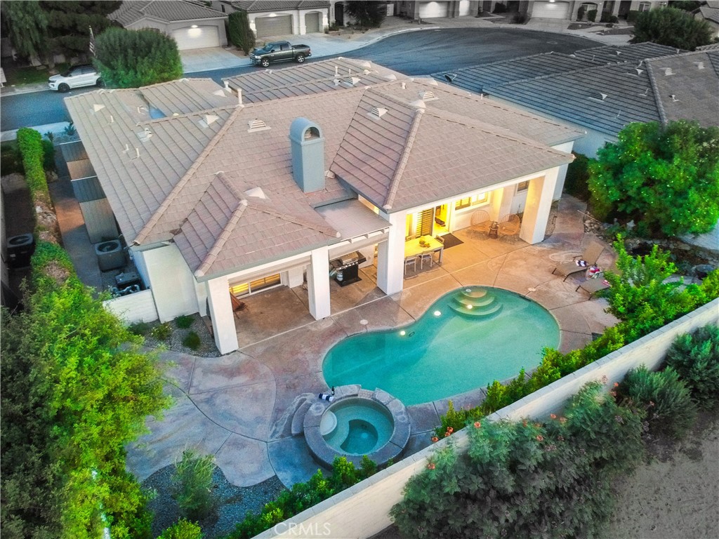40851 Hovley Court Property Photo 4