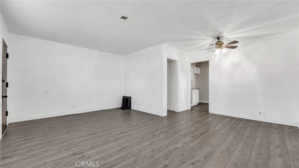 13031 S Catalina Avenue Property Photo 6