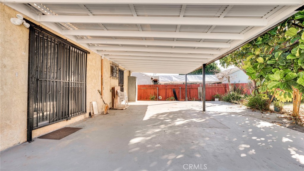 13031 S Catalina Avenue Property Photo 16