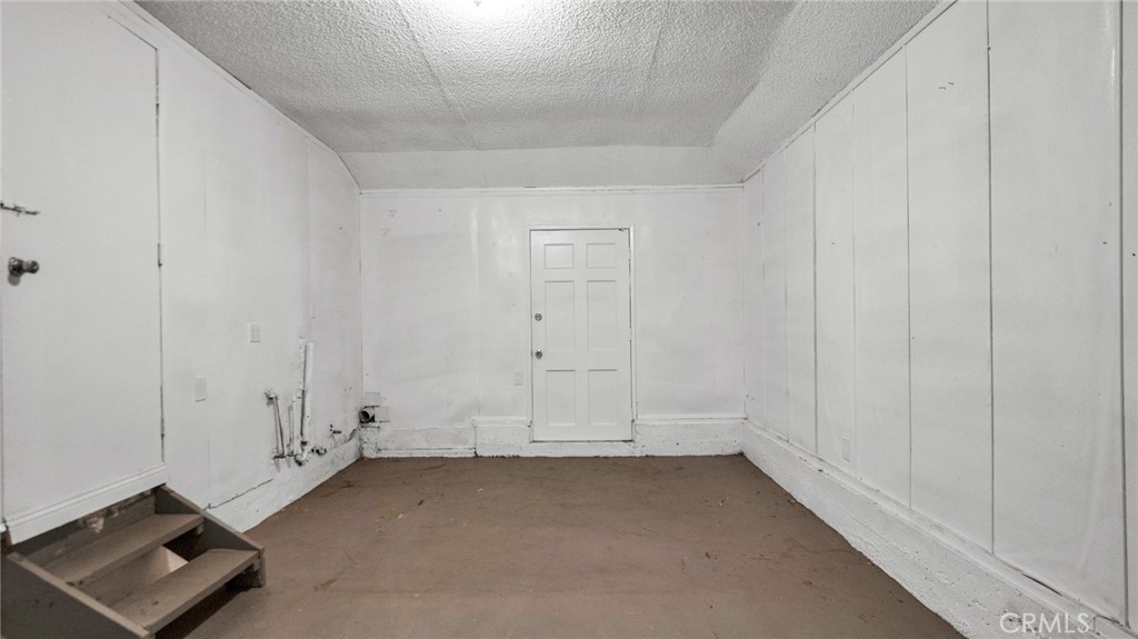 13031 S Catalina Avenue Property Photo 19