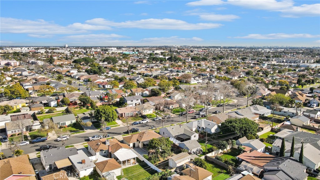 13031 S Catalina Avenue Property Photo 28