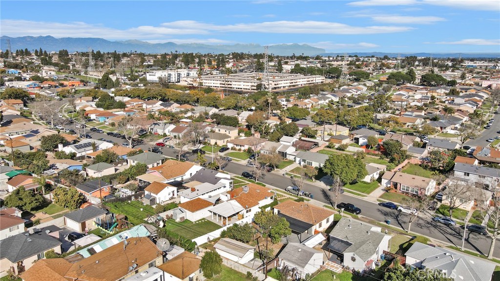 13031 S Catalina Avenue Property Photo 29