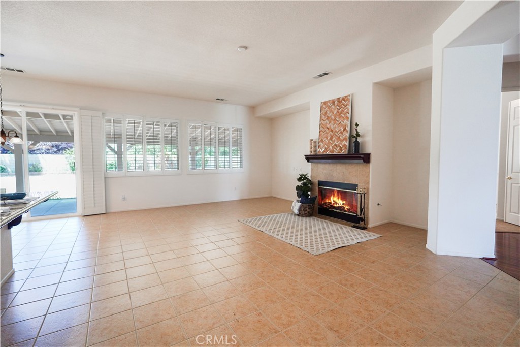 41704 Firenze Street Property Photo 11