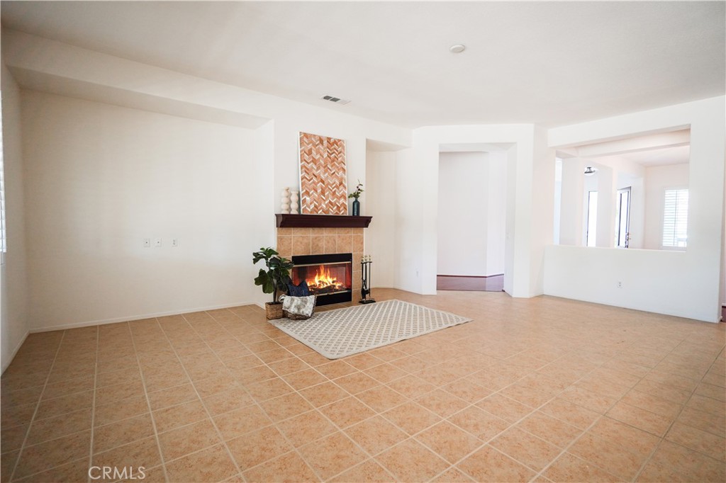 41704 Firenze Street Property Photo 12