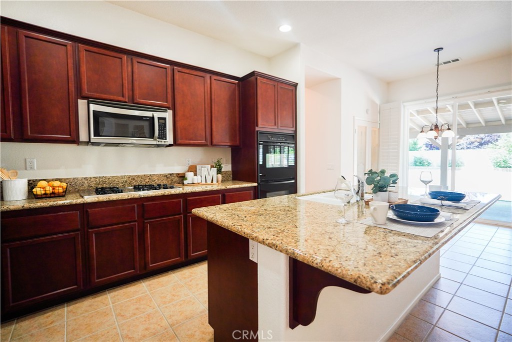 41704 Firenze Street Property Photo 16