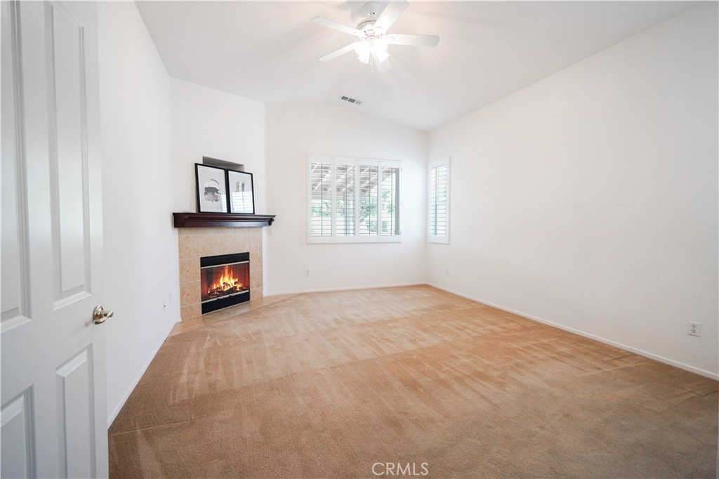 41704 Firenze Street Property Photo 18