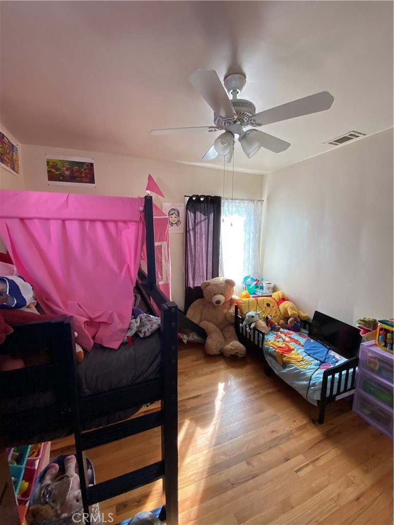 5776 Andasol Avenue Property Photo 15