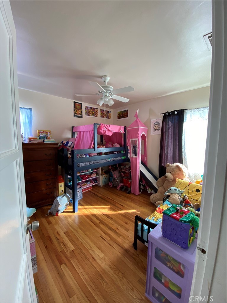 5776 Andasol Avenue Property Photo 14
