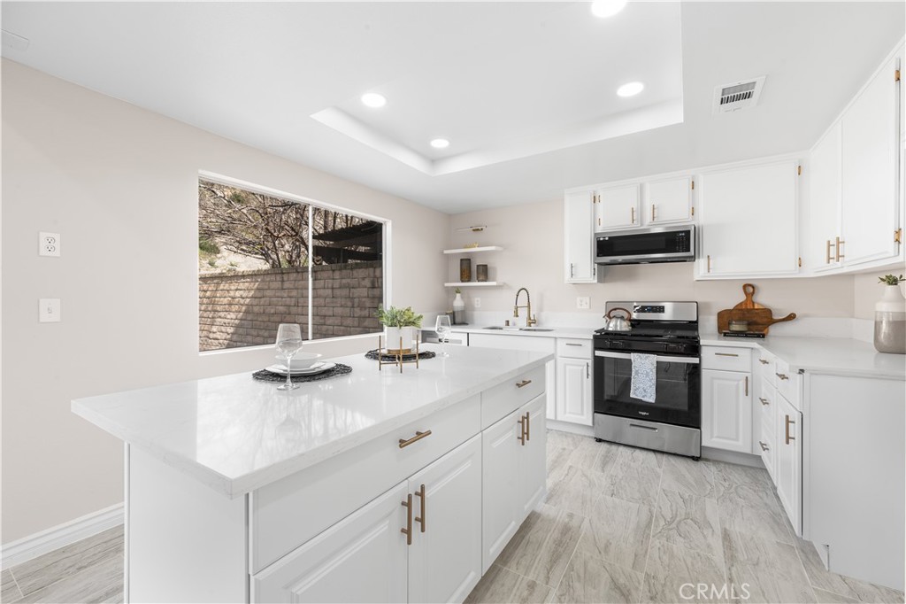 15929 Ada Street Property Photo 21