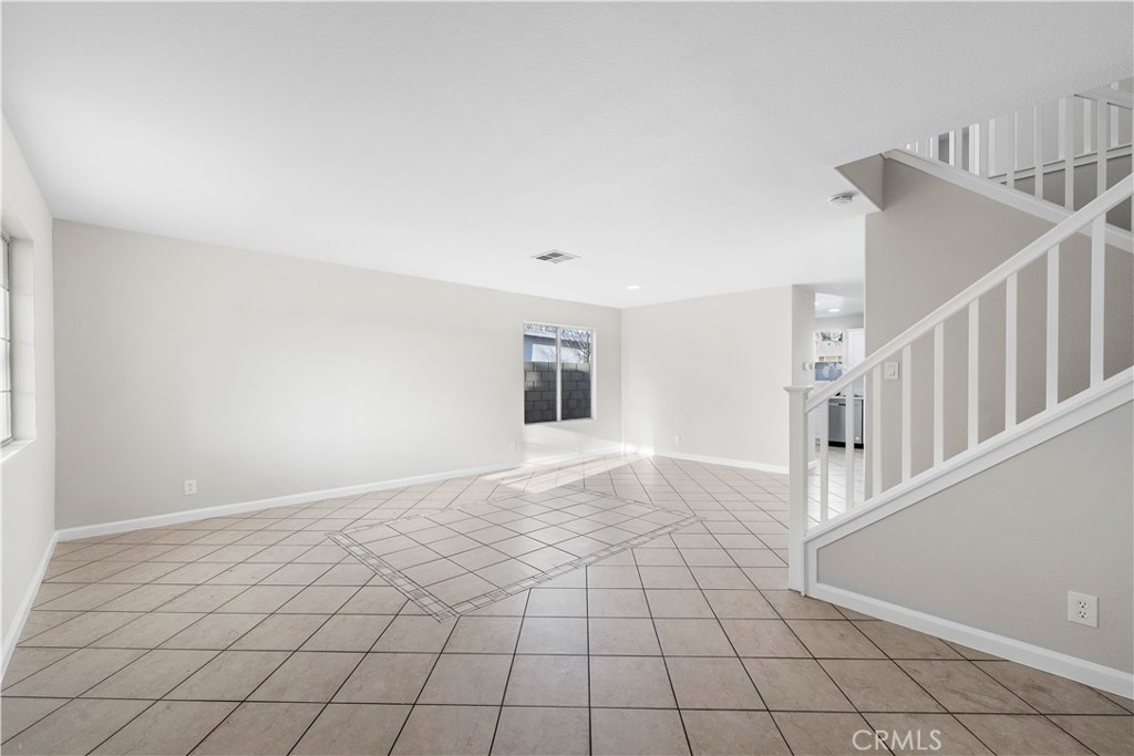 45620 Barham Avenue Property Photo 14