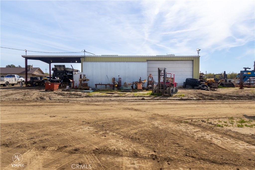 11697 Melcher Road Property Photo 28