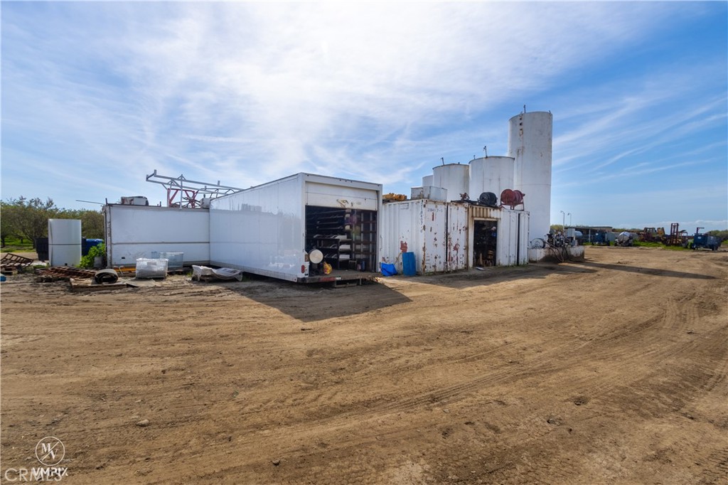 11697 Melcher Road Property Photo 31