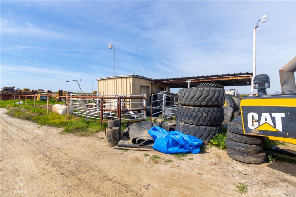 11697 Melcher Road Property Photo 34