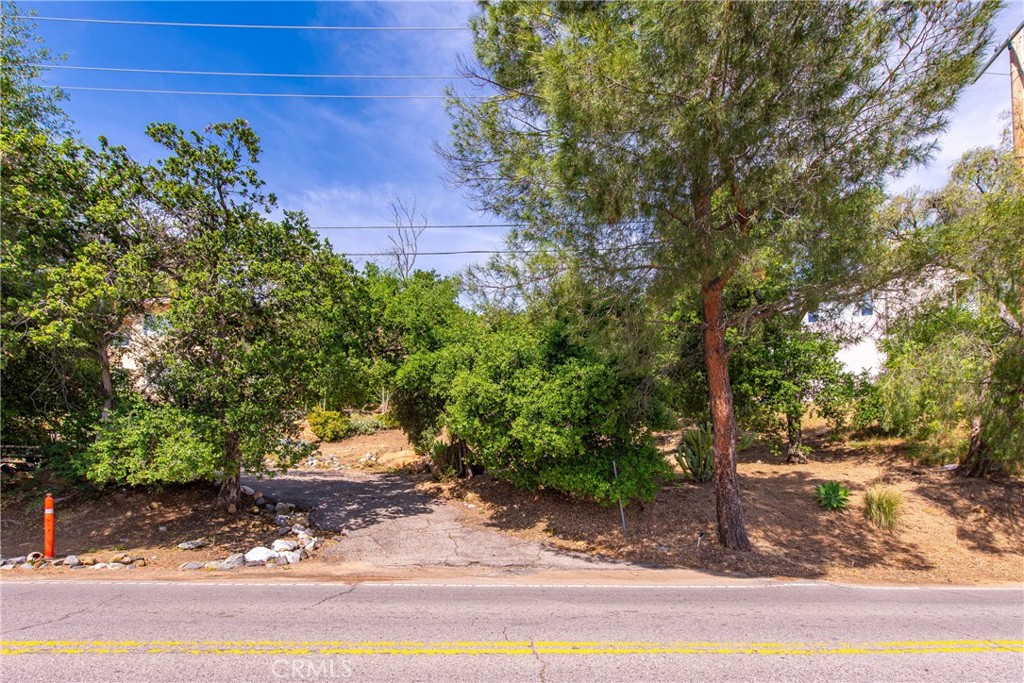 8657 Valley Circle Boulevard Property Photo 12