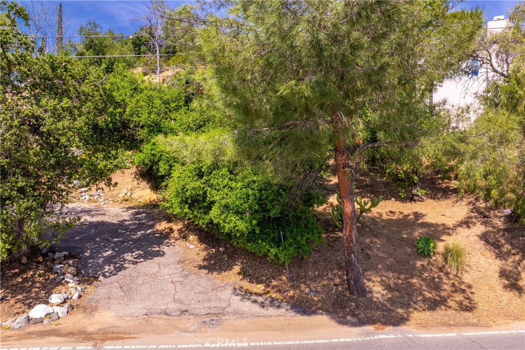 8657 Valley Circle Boulevard Property Photo 14