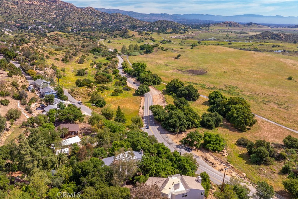 8657 Valley Circle Boulevard Property Photo 27