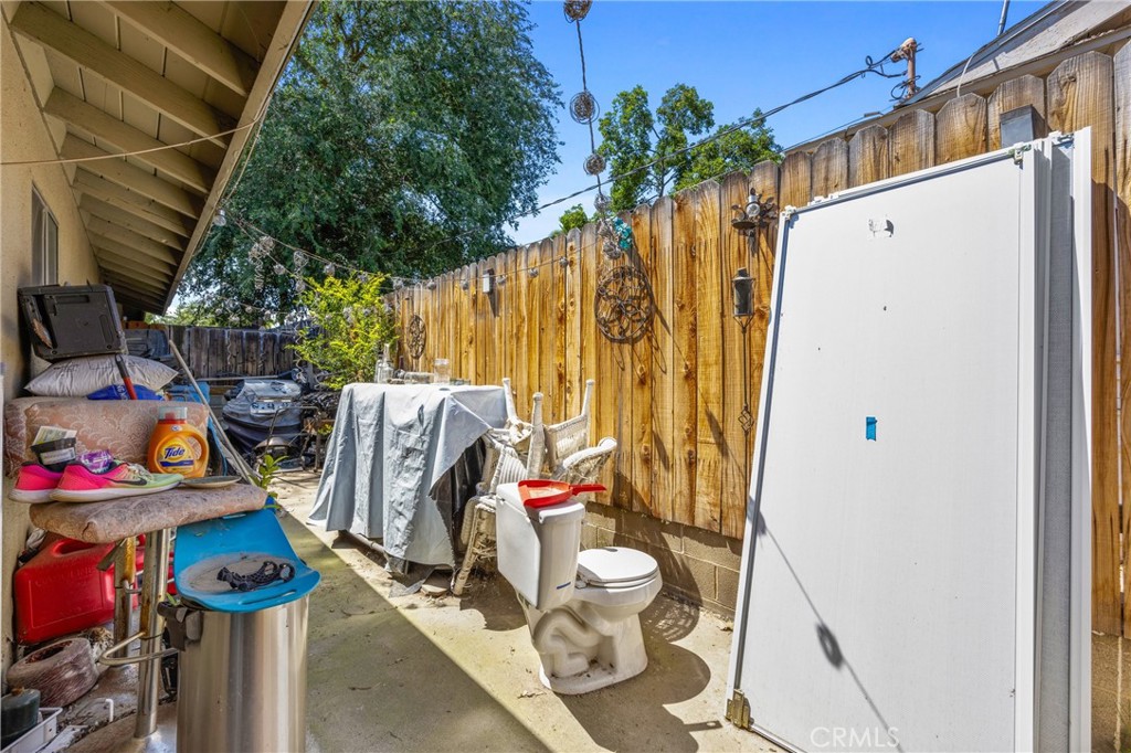 2801 Alta Vista Drive Property Photo 12
