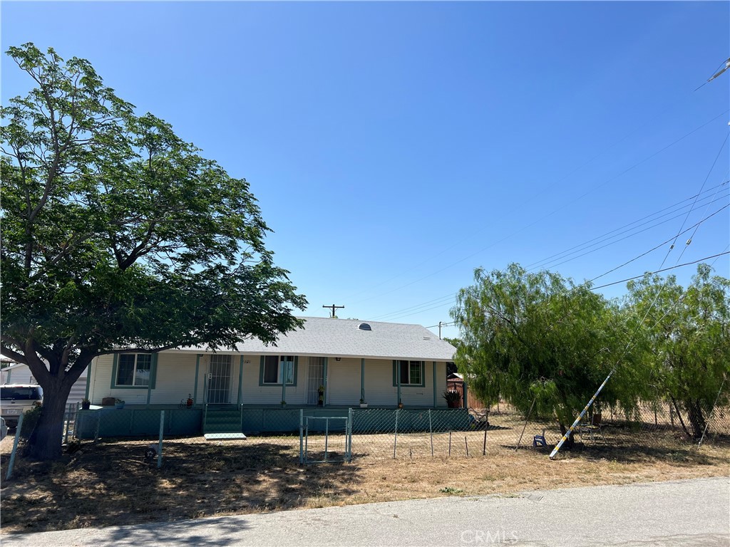 23321 Baker Avenue Property Photo 2
