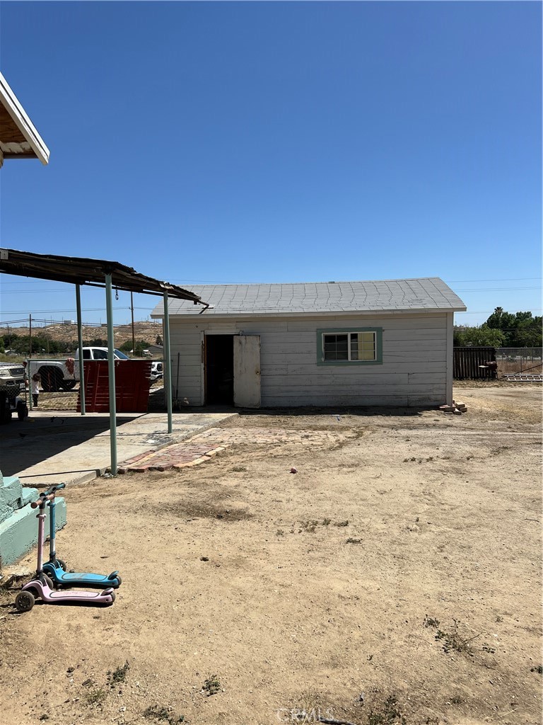 23321 Baker Avenue Property Photo 7