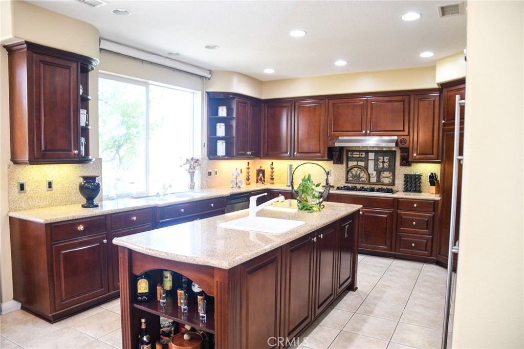 20370 Via Cellini Property Photo 6