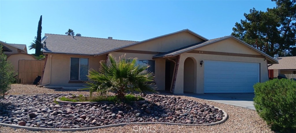 2040 Diamond Avenue Property Photo 1