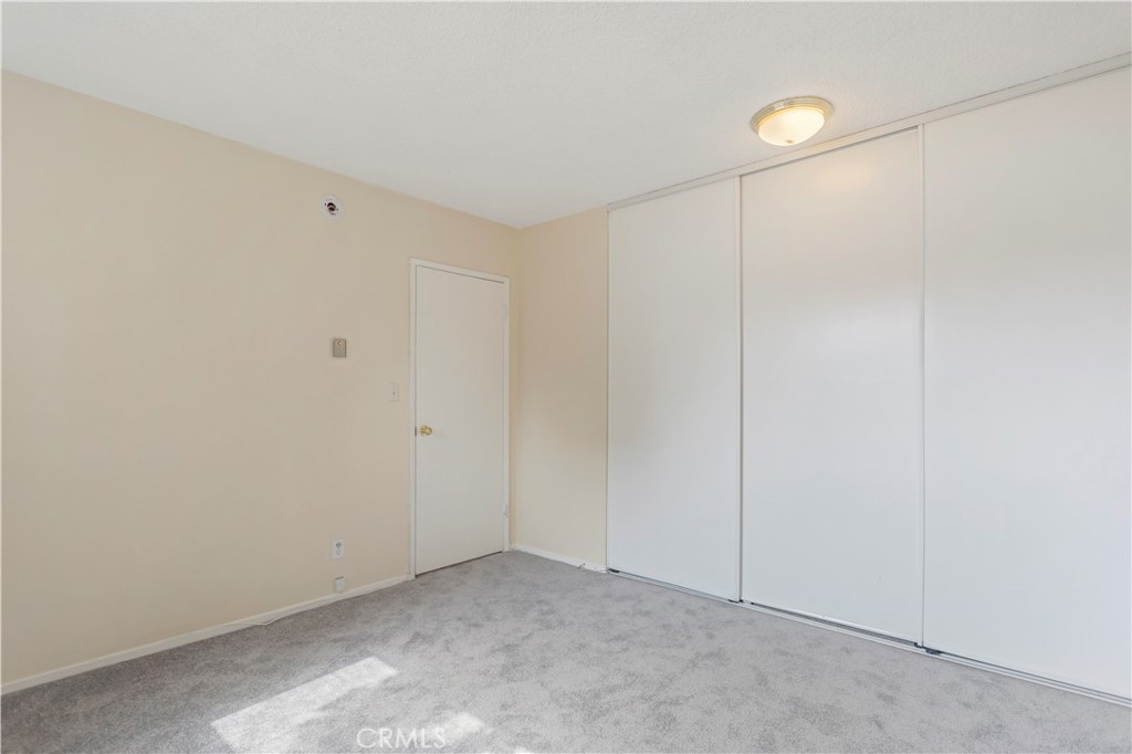 8421 Lindley Avenue Property Photo 9