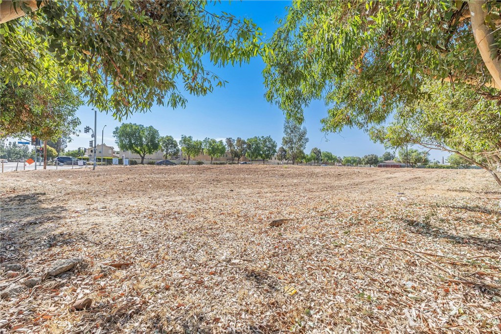 13277 Day Street Property Photo 10