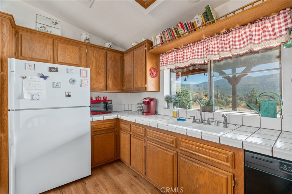 1087 Lockwood Valley Road Property Photo 15