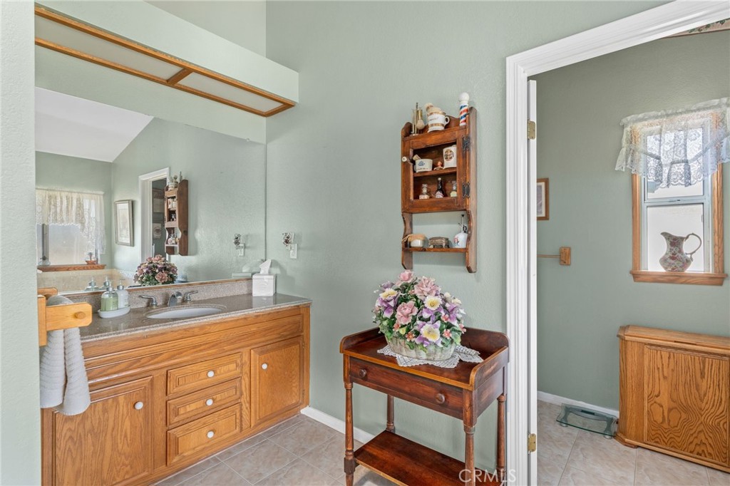 1087 Lockwood Valley Road Property Photo 26