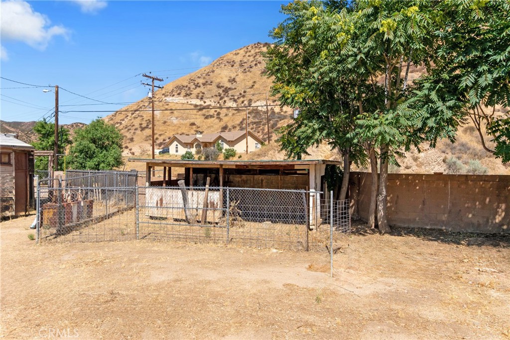 13684 Sierra Property Photo 28