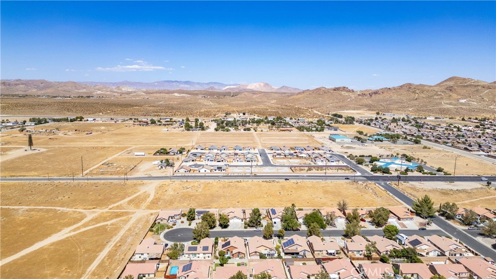 0 W Rosamond Boulevard Property Photo 8