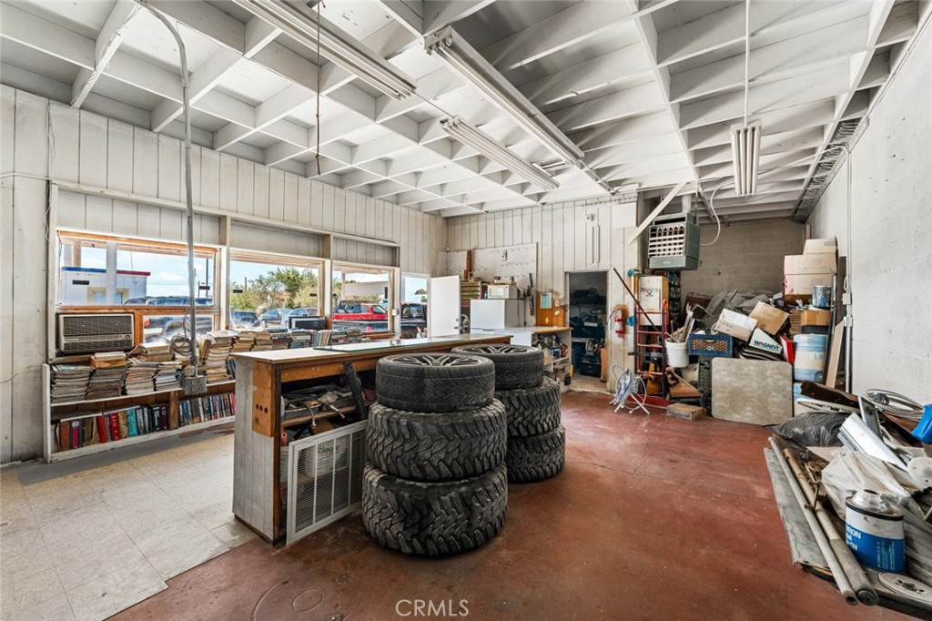 27157 Twenty Mule Team Road Property Photo 6