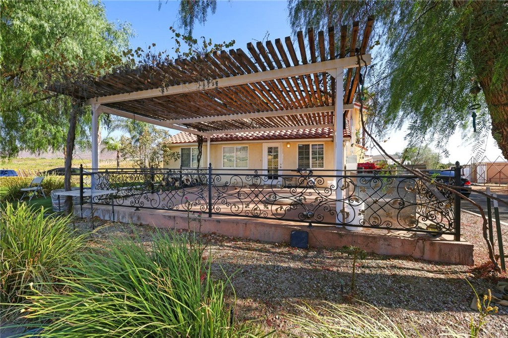10262 Sierra Highway Property Photo 34