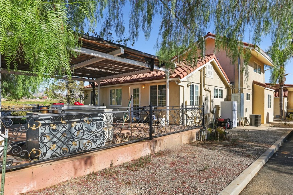 10262 Sierra Highway Property Photo 35