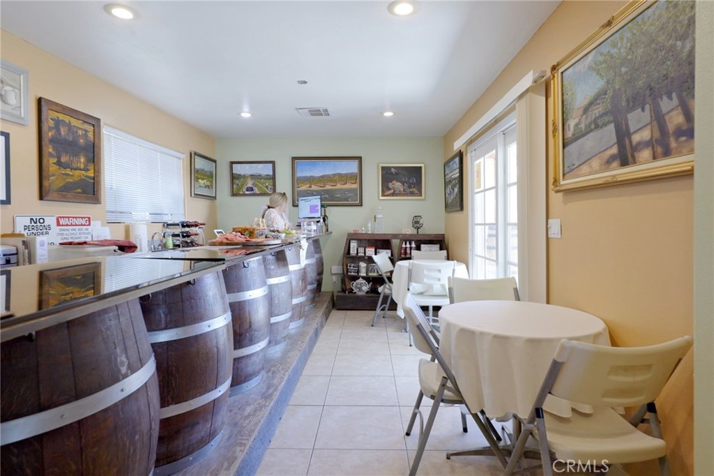10262 Sierra Highway Property Photo 37