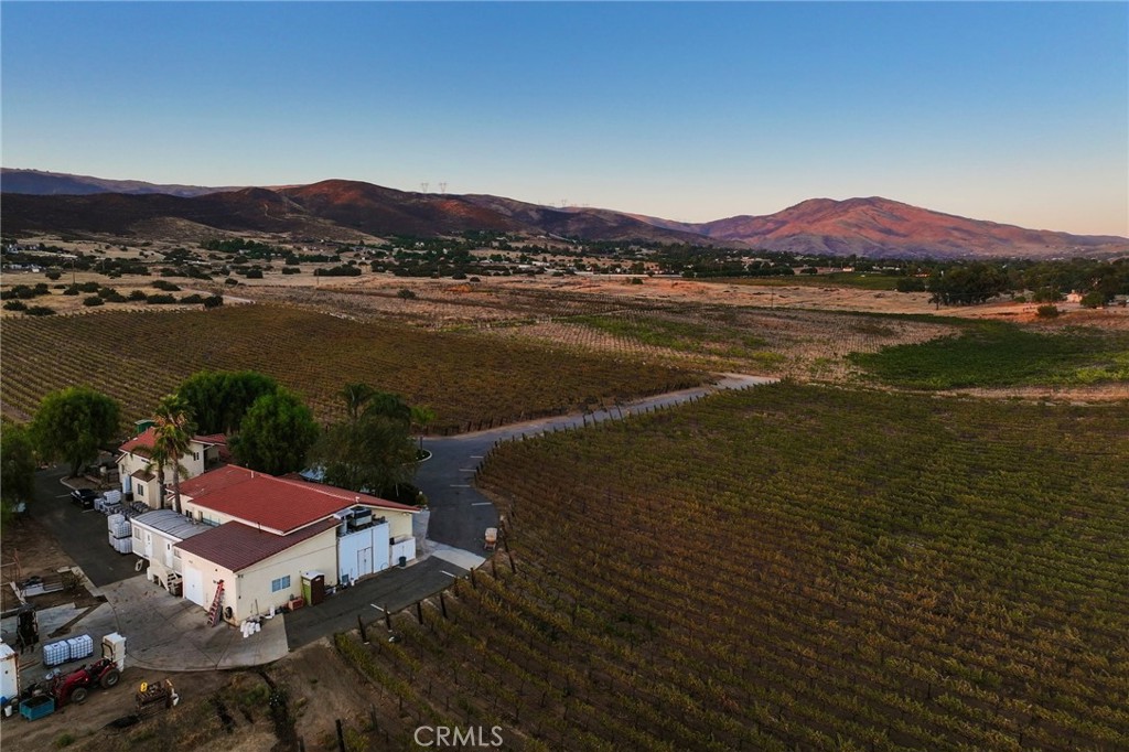 10262 Sierra Highway Property Photo 38