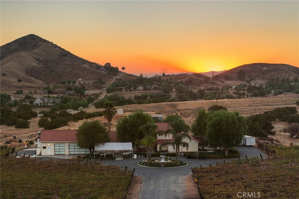 10262 Sierra Highway Property Photo 43