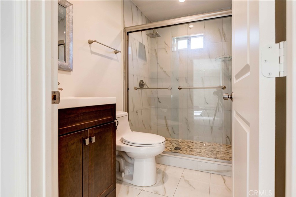 8812 Laurel Canyon Boulevard Property Photo 10